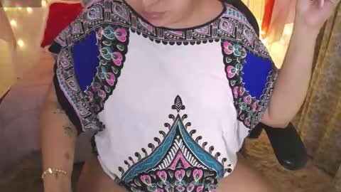 Snapshot of krishnaveni435486 chatting on 11-27-25, 01:24 Krish online show from 11-27-25, 01:24