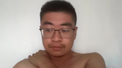 Snapshot of kriskai527322 chatting on 07-17-26, 01:01 kriskai527322 online show from 07-17-26, 01:01