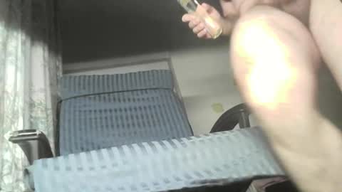 Snapshot of krisp76 chatting on 02-16-25, 11:05 krisp76 online show from 02-16-25, 11:05