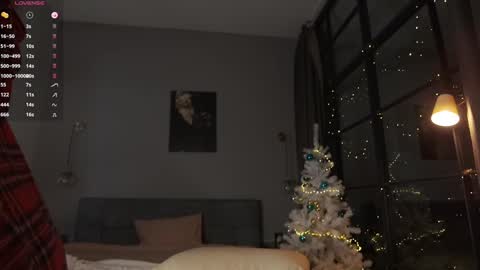 Snapshot of kriss0leoo chatting on 12-17-24, 03:39 Mary online show from 12-17-24, 03:39