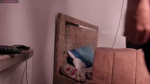 Kriss online show from 03-06-26, 01:46