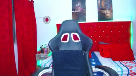 kriss_sweetboobs online show from 01-23-25, 12:30