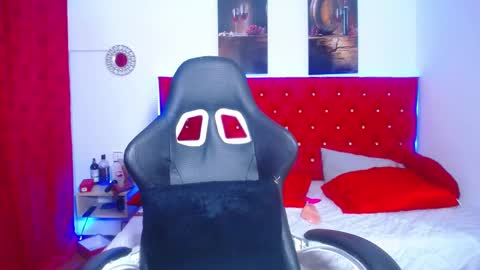 kriss_sweetboobs online show from 02-13-25, 04:07