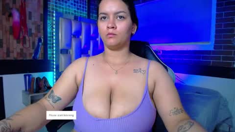 kriss_sweetboobs online show from 04-21-26, 12:44