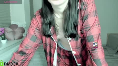 Snapshot of krisslimada chatting on 03-31-26, 10:10 KrissLimada online show from 03-31-26, 10:10