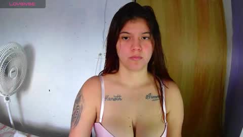 Snapshot of krissone_1 chatting on 10-05-25, 07:56 krissone online show from 10-05-25, 07:56