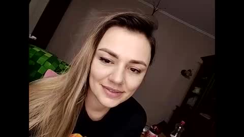 KrissSexi online show from 01-14-25, 03:57