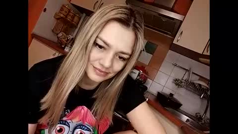 KrissSexi online show from 02-18-25, 08:14