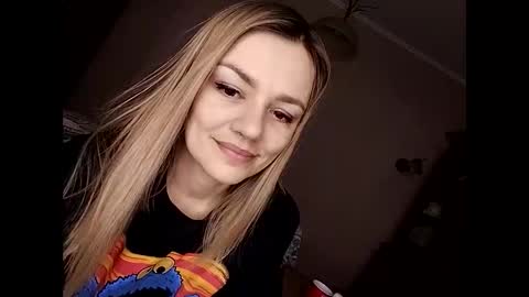 KrissSexi online show from 02-25-25, 01:39