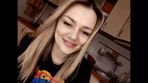 KrissSexi online show from 02-25-25, 07:58