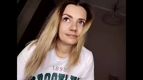 KrissSexi online show from 10-11-25, 06:06