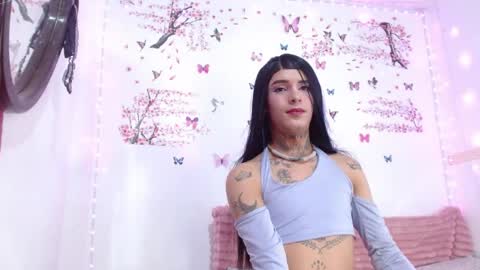 krisstal703358 online show from 04-30-26, 01:45
