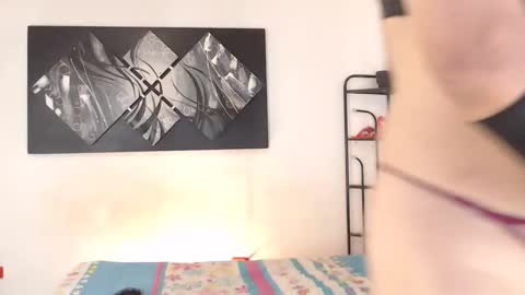 Andrea online show from 11-08-25, 05:23