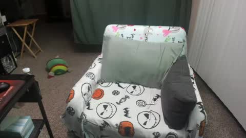 Snapshot of kristajay chatting on 06-14-26, 02:24 Krista online show from 06-14-26, 02:24