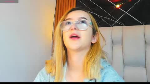 kristal online show from 11-18-25, 12:20