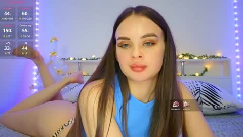 Snapshot of kristen_sayles chatting on 12-30-24, 02:31 Kris online show from 12-30-24, 02:31