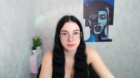 Snapshot of kristenx_x chatting on 10-02-25, 12:56 Kristen online show from 10-02-25, 12:56