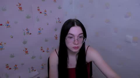 Snapshot of kristenx_x chatting on 10-29-25, 10:17 Kristen online show from 10-29-25, 10:17