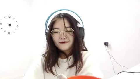 Rin online show from 04-15-26, 02:46