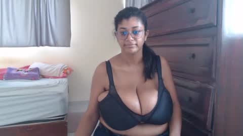 KristinaMilan online show from 10-20-25, 12:49