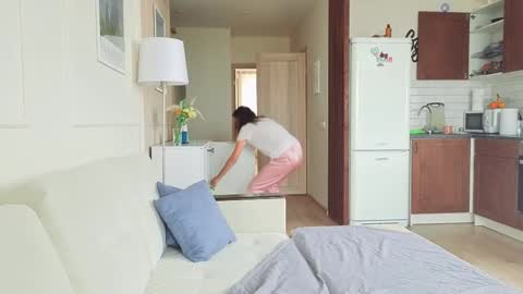 Kristi online show from 09-13-25, 04:34