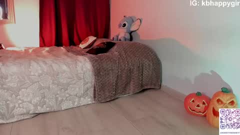 Snapshot of kristy_bennet chatting on 10-25-25, 02:19 Im Dani3 online show from 10-25-25, 02:19