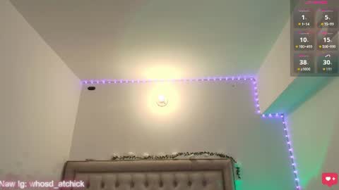 Snapshot of kristy_calderon chatting on 07-19-26, 10:35 Juliette online show from 07-19-26, 10:35