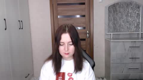 Kristy online show from 11-21-25, 07:29