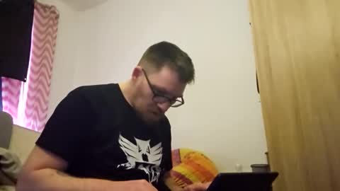 Snapshot of kryptoni18435 chatting on 12-18-25, 11:16 Tommy online show from 12-18-25, 11:16