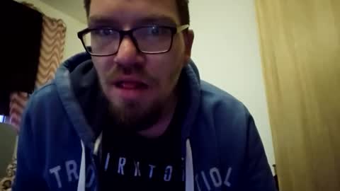 Snapshot of kryptoni18435 chatting on 01-18-26, 03:38 Tommy online show from 01-18-26, 03:38