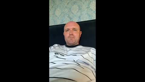 Snapshot of kryssv chatting on 04-16-26, 03:57 kryssv online show from 04-16-26, 03:57