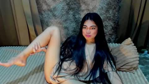 Snapshot of krystal_angel chatting on 08-03-26, 01:04 krystal_angel online show from 08-03-26, 01:04