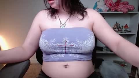Krystal Syx online show from 03-25-26, 04:57