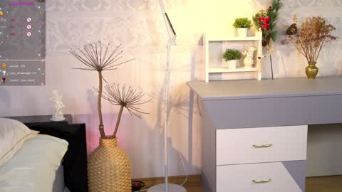 Ksesha online show from 01-04-25, 03:50