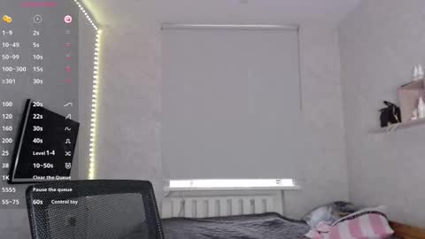 Snapshot of kseni_a chatting on 05-26-26, 02:13 Ksenia online show from 05-26-26, 02:13