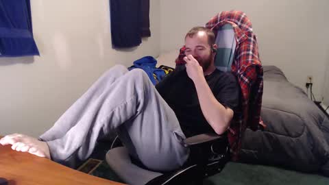 Snapshot of kuggy570 chatting on 12-03-24, 08:28 Kuggy online show from 12-03-24, 08:28