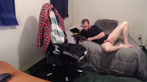 Snapshot of kuggy570 chatting on 12-20-24, 11:58 Kuggy online show from 12-20-24, 11:58