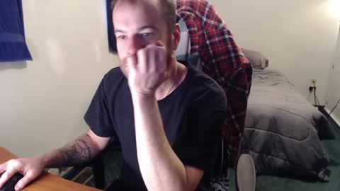 Snapshot of kuggy570 chatting on 12-25-24, 03:06 Kuggy online show from 12-25-24, 03:06
