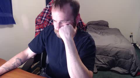Snapshot of kuggy570 chatting on 12-27-24, 10:59 Kuggy online show from 12-27-24, 10:59