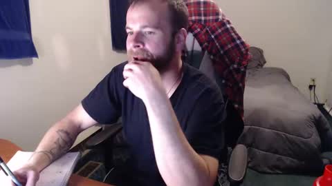 Snapshot of kuggy570 chatting on 12-31-24, 12:00 Kuggy online show from 12-31-24, 12:00