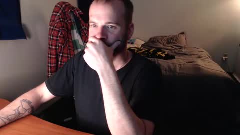 Snapshot of kuggy570 chatting on 01-12-25, 11:47 Kuggy online show from 01-12-25, 11:47