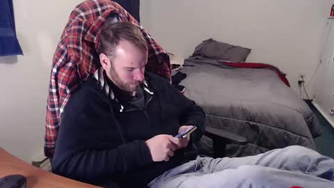 Snapshot of kuggy570 chatting on 01-15-25, 10:46 Kuggy online show from 01-15-25, 10:46