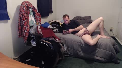 Snapshot of kuggy570 chatting on 01-23-25, 01:30 Kuggy online show from 01-23-25, 01:30