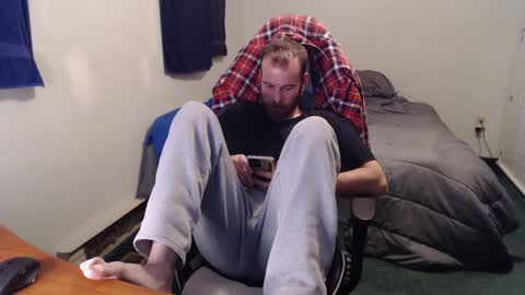 Snapshot of kuggy570 chatting on 01-25-25, 12:17 Kuggy online show from 01-25-25, 12:17