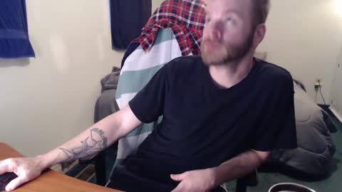 Snapshot of kuggy570 chatting on 02-10-25, 01:22 Kuggy online show from 02-10-25, 01:22