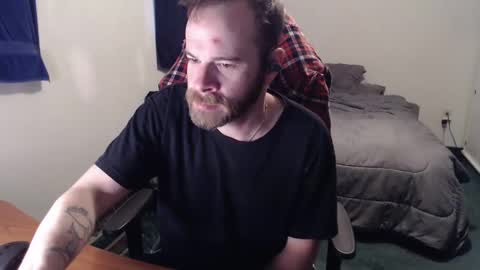 Snapshot of kuggy570 chatting on 02-11-25, 01:51 Kuggy online show from 02-11-25, 01:51