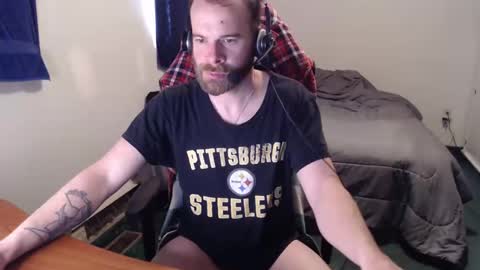 Snapshot of kuggy570 chatting on 02-14-25, 03:15 Kuggy online show from 02-14-25, 03:15