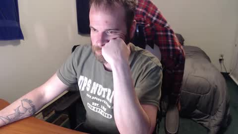 Snapshot of kuggy570 chatting on 02-15-25, 10:31 Kuggy online show from 02-15-25, 10:31