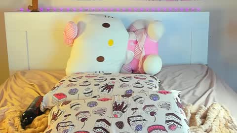 Anna online show from 01-17-25, 10:23