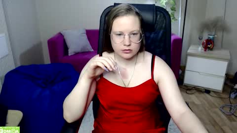 kuri_u online show from 01-18-26, 09:24